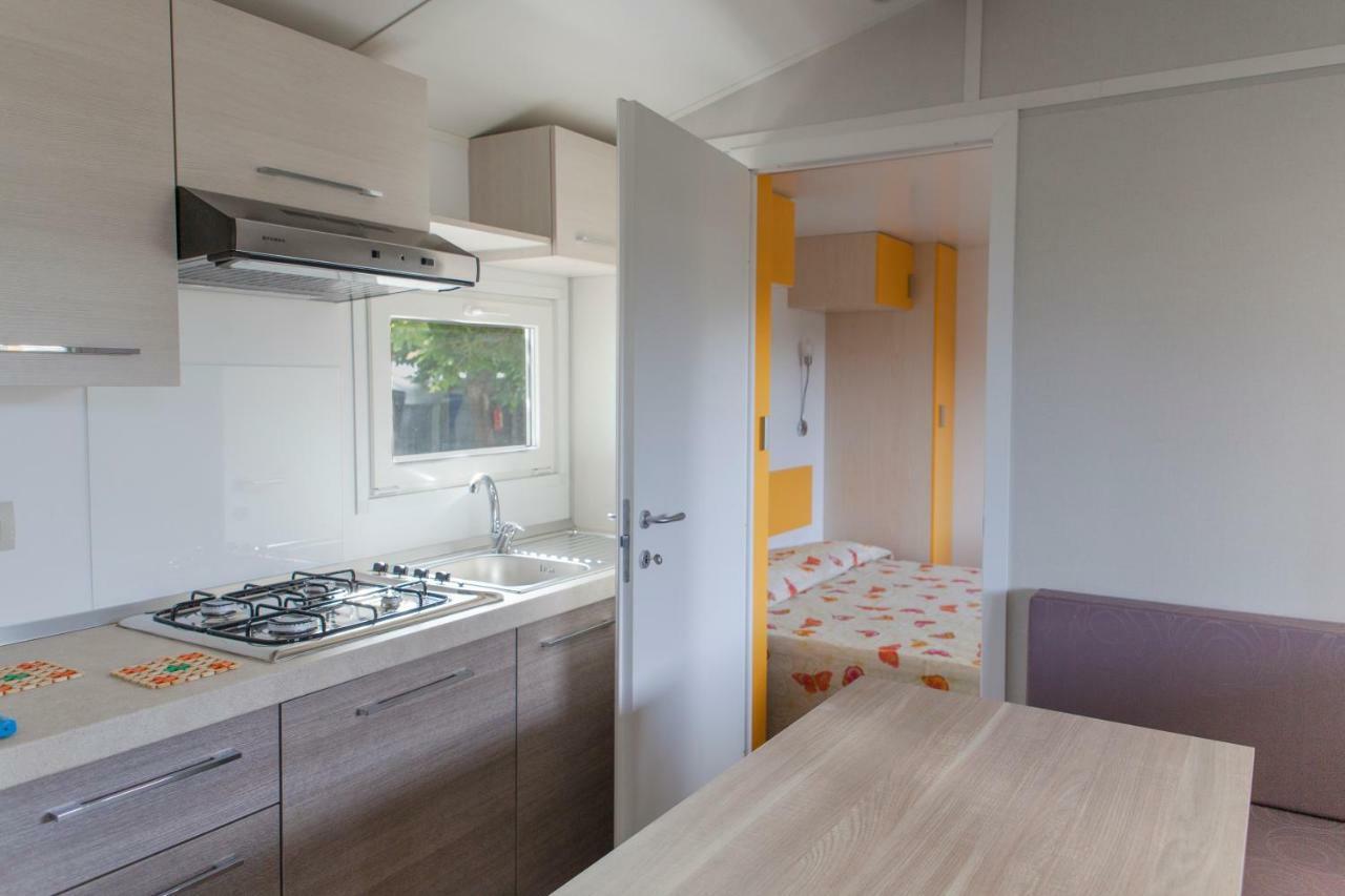 Camping Delfino Albenga Exterior photo